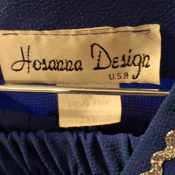 Hosanna Design 2pc - Picture 2 of 7